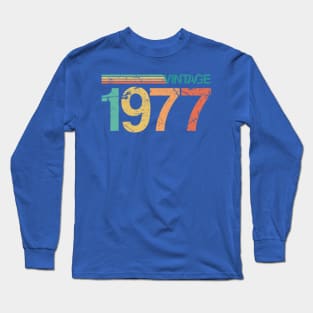 Vintage 1977 - 46th Birthday Gift - Nostalgic Birth Year Typography Long Sleeve T-Shirt